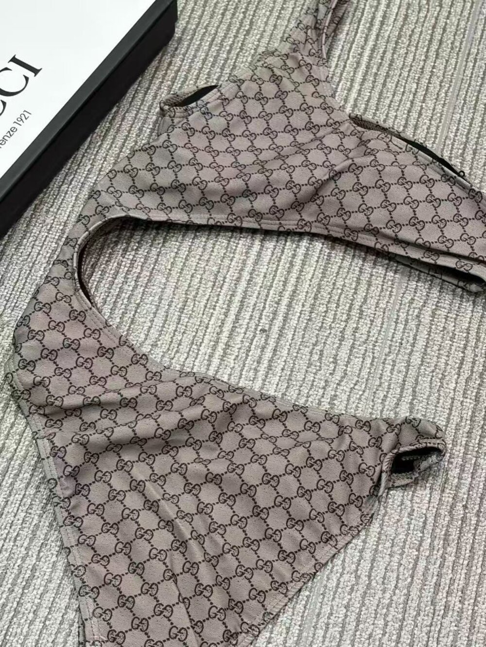 Gucci Grey GG Monogram Cutout One Piece Swimsuit Designer Resort Bathing Suit - Picture 4 of 6
